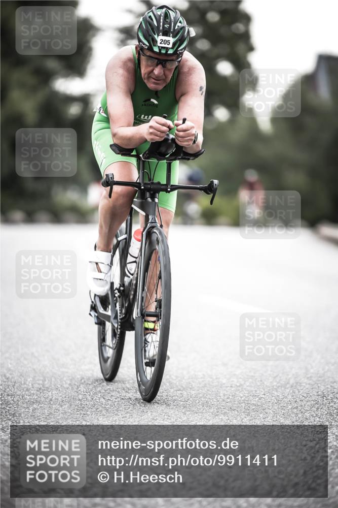 21.06.2026 - 29. Vierlanden-Triathlon H.Heesch http://msf.ph/oto/9911411 21.06.2026 09:41:34 Radfahren 146, 205 meine-sportfotos.de