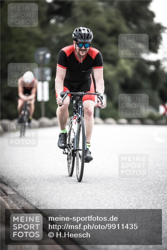 21.06.2026 - 29. Vierlanden-Triathlon H.Heesch http://msf.ph/oto/9911435 21.06.2026 09:41:43 Radfahren 15, 41, 48, 89, 146, 1353 meine-sportfotos.de