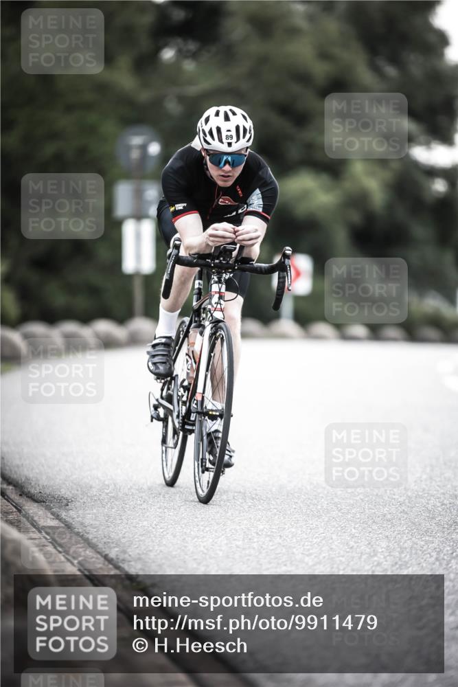 21.06.2026 - 29. Vierlanden-Triathlon H.Heesch http://msf.ph/oto/9911479 21.06.2026 09:41:50 Radfahren 15, 89 meine-sportfotos.de