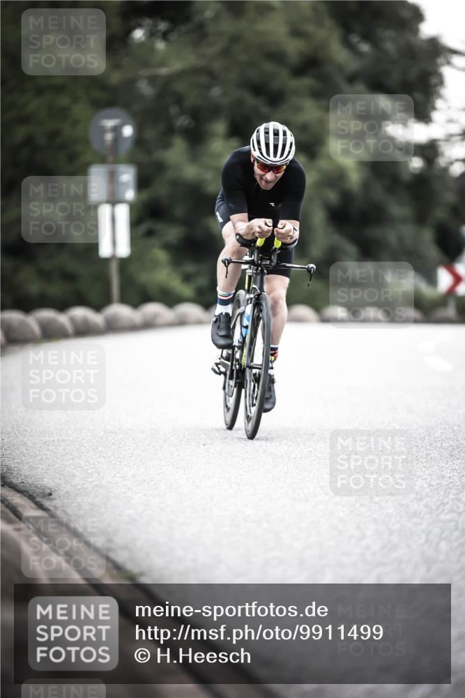 21.06.2026 - 29. Vierlanden-Triathlon H.Heesch http://msf.ph/oto/9911499 21.06.2026 09:42:03 Radfahren 191, 244, 1354 meine-sportfotos.de