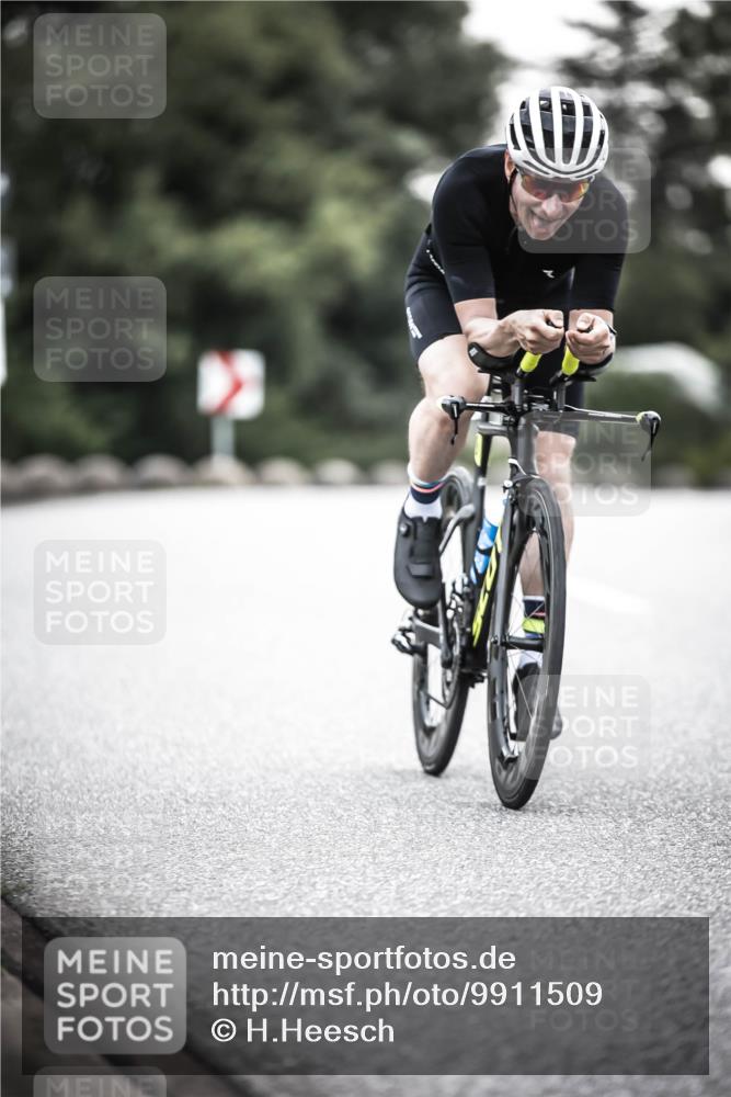 21.06.2026 - 29. Vierlanden-Triathlon H.Heesch http://msf.ph/oto/9911509 21.06.2026 09:42:03 Radfahren 191, 244, 1354 meine-sportfotos.de