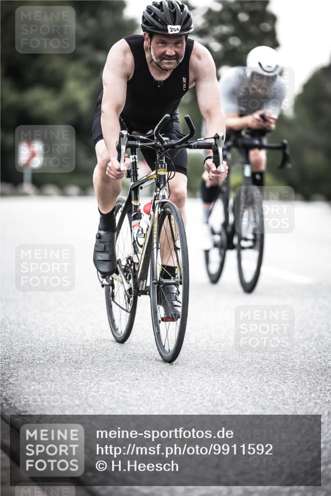 21.06.2026 - 29. Vierlanden-Triathlon H.Heesch http://msf.ph/oto/9911592 21.06.2026 09:43:03 Radfahren 9, 204, 242 meine-sportfotos.de