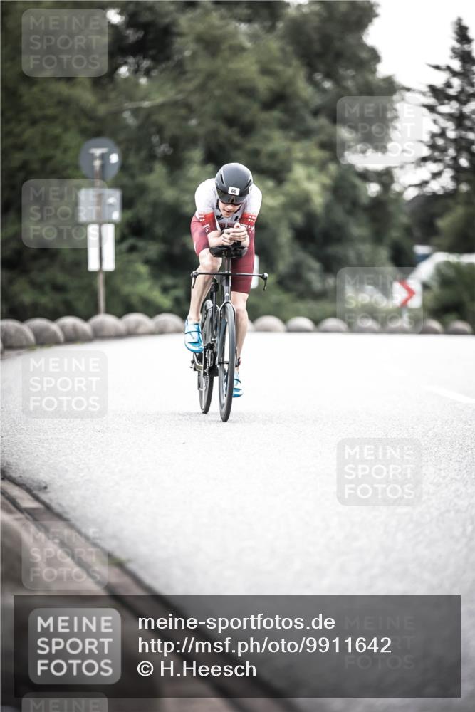 21.06.2026 - 29. Vierlanden-Triathlon H.Heesch http://msf.ph/oto/9911642 21.06.2026 09:43:36 Radfahren 60, 192 meine-sportfotos.de