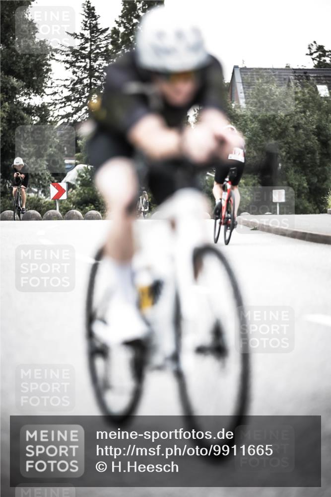 21.06.2026 - 29. Vierlanden-Triathlon H.Heesch http://msf.ph/oto/9911665 21.06.2026 09:43:51 Radfahren 23, 32, 33, 101, 111, 178, 211, 216 meine-sportfotos.de