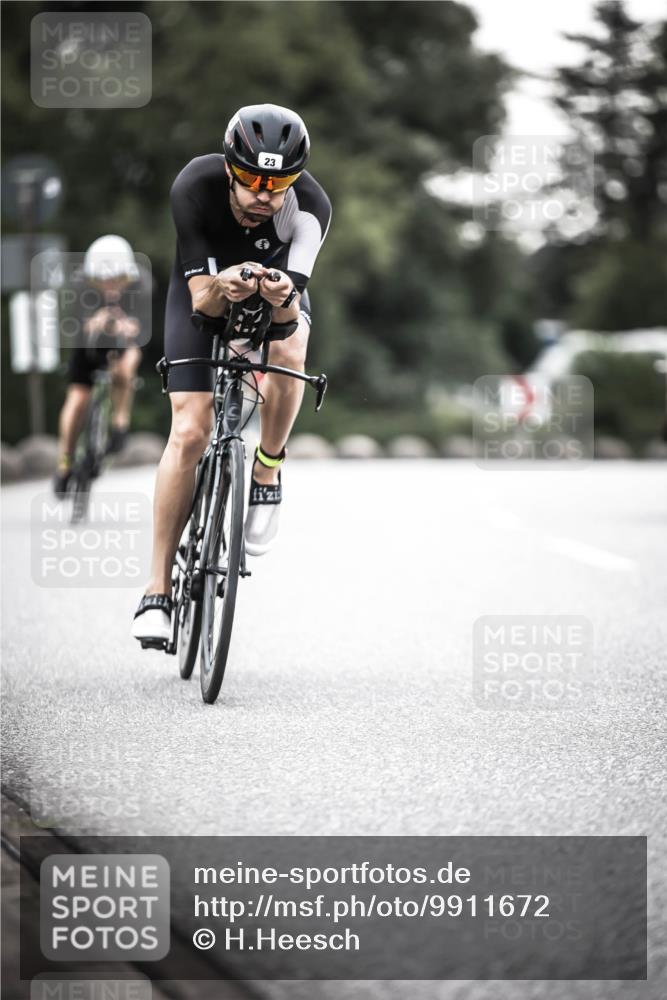 21.06.2026 - 29. Vierlanden-Triathlon H.Heesch http://msf.ph/oto/9911672 21.06.2026 09:43:54 Radfahren 23, 33, 101, 111, 178, 211, 216 meine-sportfotos.de