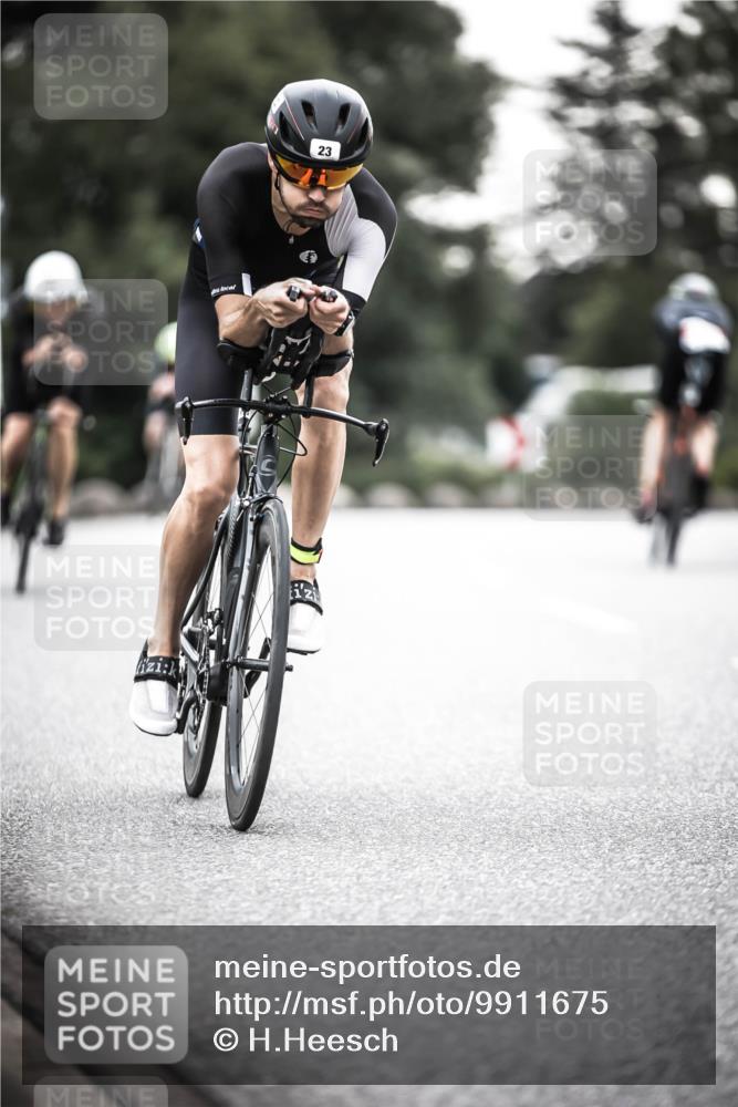 21.06.2026 - 29. Vierlanden-Triathlon H.Heesch http://msf.ph/oto/9911675 21.06.2026 09:43:54 Radfahren 23, 33, 101, 111, 178, 211, 216 meine-sportfotos.de