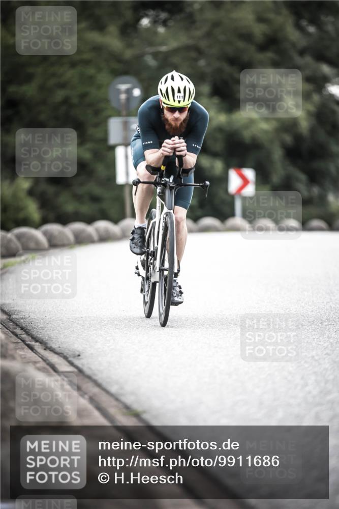 21.06.2026 - 29. Vierlanden-Triathlon H.Heesch http://msf.ph/oto/9911686 21.06.2026 09:43:57 Radfahren 23, 111, 178, 216 meine-sportfotos.de