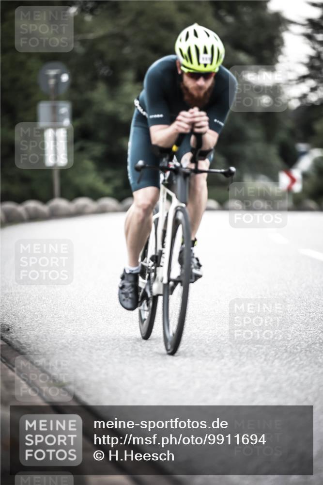 21.06.2026 - 29. Vierlanden-Triathlon H.Heesch http://msf.ph/oto/9911694 21.06.2026 09:43:57 Radfahren 23, 111, 178, 216 meine-sportfotos.de