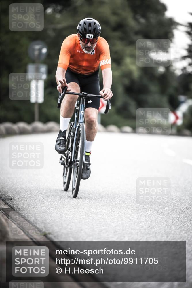 21.06.2026 - 29. Vierlanden-Triathlon H.Heesch http://msf.ph/oto/9911705 21.06.2026 09:44:11 Radfahren 76, 283, 299 meine-sportfotos.de