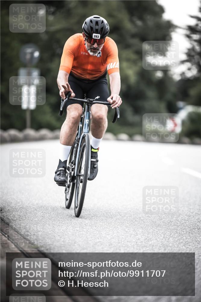 21.06.2026 - 29. Vierlanden-Triathlon H.Heesch http://msf.ph/oto/9911707 21.06.2026 09:44:11 Radfahren 76, 283, 299 meine-sportfotos.de
