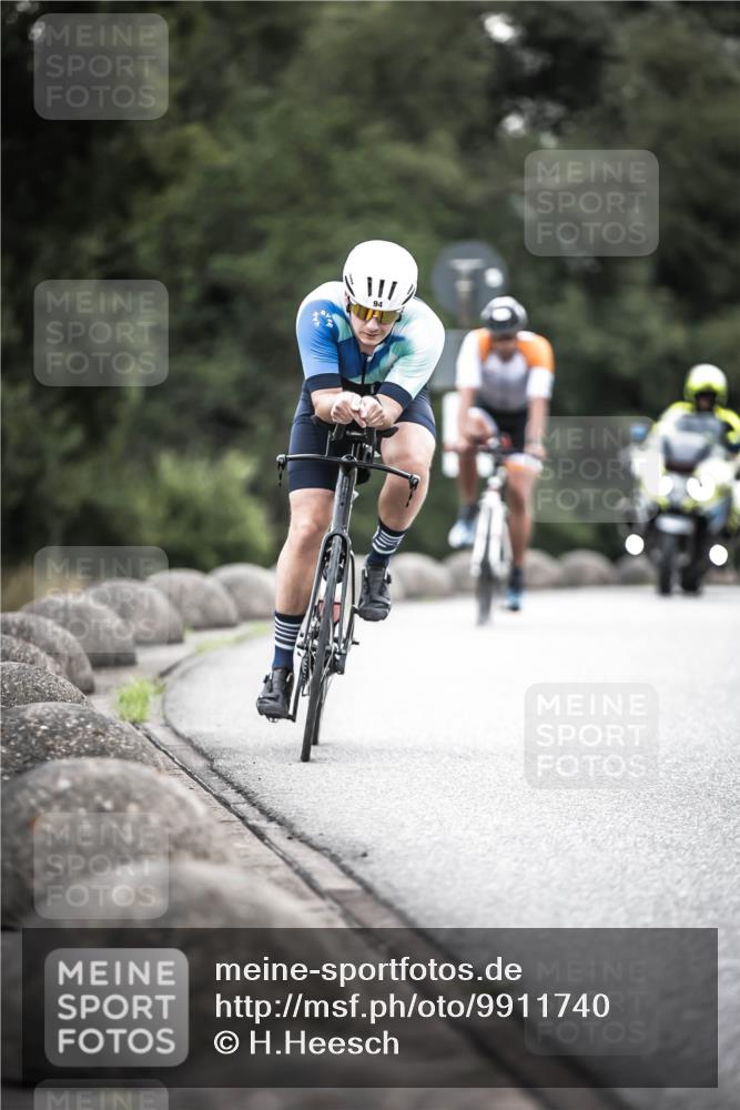 21.06.2026 - 29. Vierlanden-Triathlon H.Heesch http://msf.ph/oto/9911740 21.06.2026 09:44:36 Radfahren 16, 94, 98, 107, 120, 132 meine-sportfotos.de