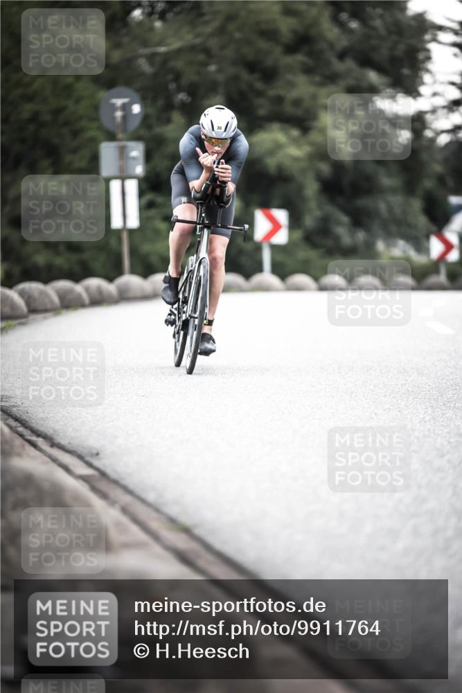 21.06.2026 - 29. Vierlanden-Triathlon H.Heesch http://msf.ph/oto/9911764 21.06.2026 09:45:05 Radfahren 30, 284 meine-sportfotos.de