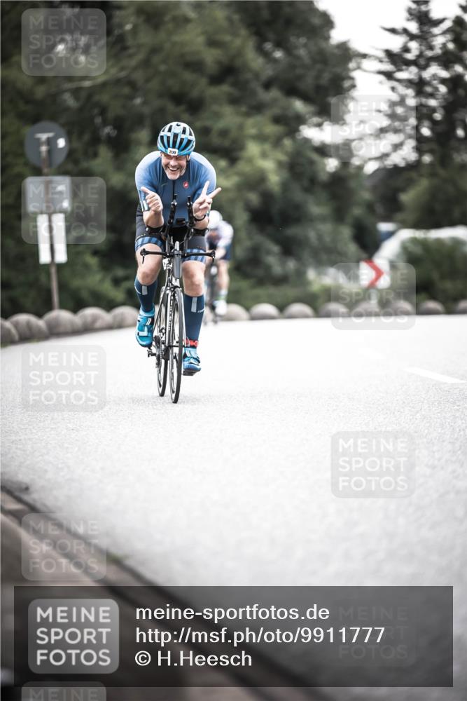 21.06.2026 - 29. Vierlanden-Triathlon H.Heesch http://msf.ph/oto/9911777 21.06.2026 09:45:14 Radfahren 79, 200, 261, 268, 290 meine-sportfotos.de