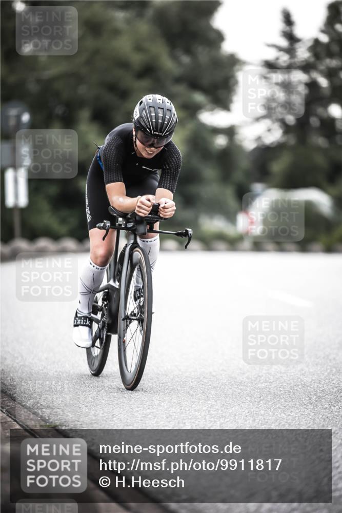 21.06.2026 - 29. Vierlanden-Triathlon H.Heesch http://msf.ph/oto/9911817 21.06.2026 09:45:22 Radfahren 79, 261, 268 meine-sportfotos.de