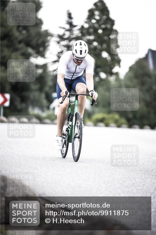 21.06.2026 - 29. Vierlanden-Triathlon H.Heesch http://msf.ph/oto/9911875 21.06.2026 09:46:27 Radfahren 58, 164 meine-sportfotos.de