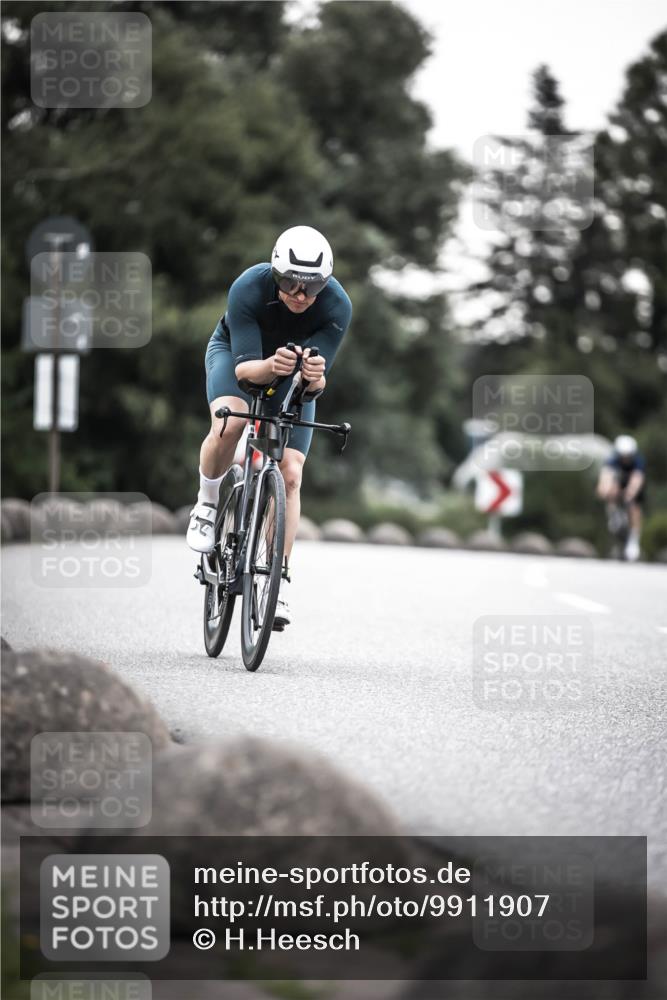 21.06.2026 - 29. Vierlanden-Triathlon H.Heesch http://msf.ph/oto/9911907 21.06.2026 09:46:57 Radfahren 140, 172, 240 meine-sportfotos.de
