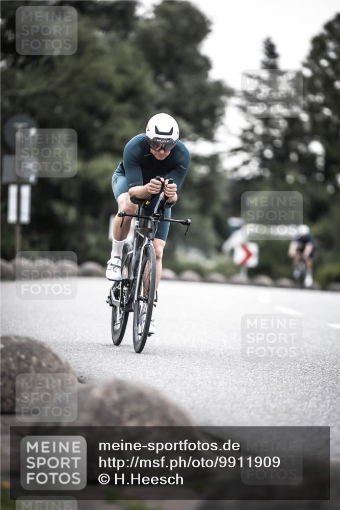 21.06.2026 - 29. Vierlanden-Triathlon H.Heesch http://msf.ph/oto/9911909 21.06.2026 09:46:57 Radfahren 140, 172, 240 meine-sportfotos.de