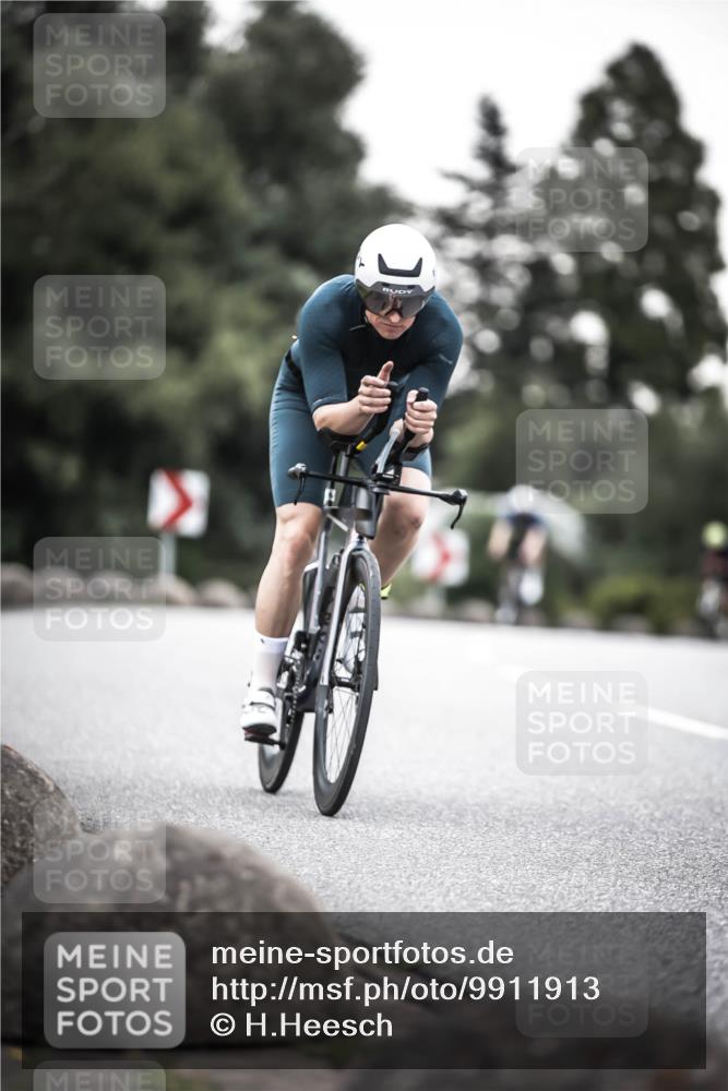 21.06.2026 - 29. Vierlanden-Triathlon H.Heesch http://msf.ph/oto/9911913 21.06.2026 09:46:58 Radfahren 140, 172, 288 meine-sportfotos.de
