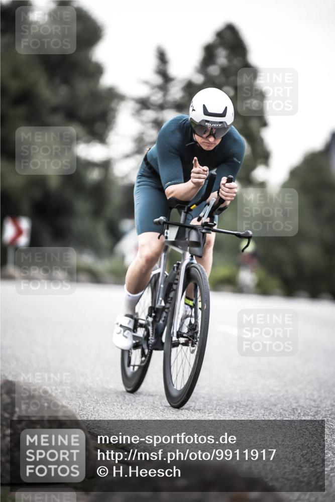 21.06.2026 - 29. Vierlanden-Triathlon H.Heesch http://msf.ph/oto/9911917 21.06.2026 09:46:58 Radfahren 140, 172, 288 meine-sportfotos.de