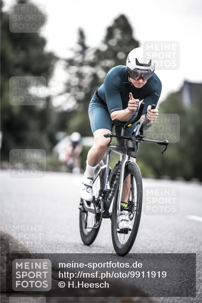21.06.2026 - 29. Vierlanden-Triathlon H.Heesch http://msf.ph/oto/9911919 21.06.2026 09:46:58 Radfahren 140, 172, 288 meine-sportfotos.de
