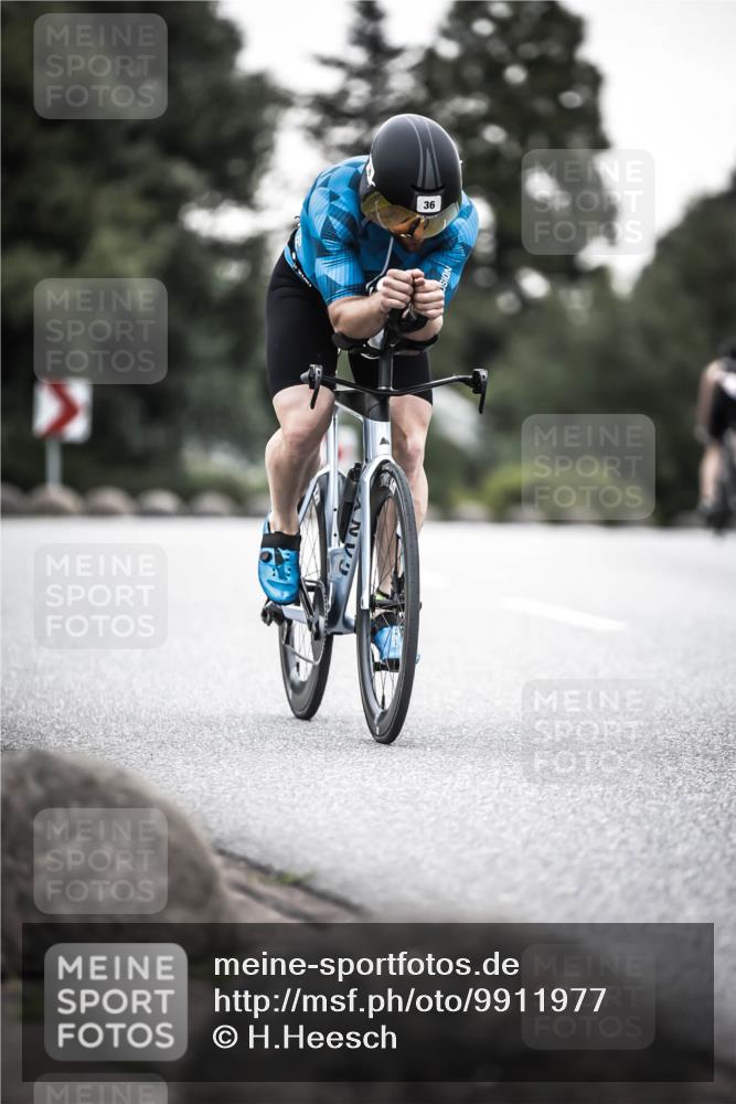 21.06.2026 - 29. Vierlanden-Triathlon H.Heesch http://msf.ph/oto/9911977 21.06.2026 09:48:36 Radfahren 12, 14, 36, 267 meine-sportfotos.de