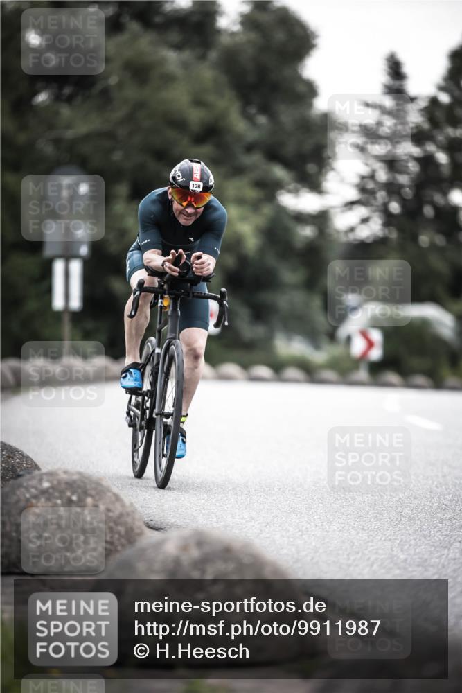 21.06.2026 - 29. Vierlanden-Triathlon H.Heesch http://msf.ph/oto/9911987 21.06.2026 09:48:49 Radfahren 138, 207, 247 meine-sportfotos.de