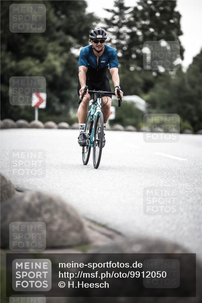 21.06.2026 - 29. Vierlanden-Triathlon H.Heesch http://msf.ph/oto/9912050 21.06.2026 09:49:14 Radfahren 113 meine-sportfotos.de