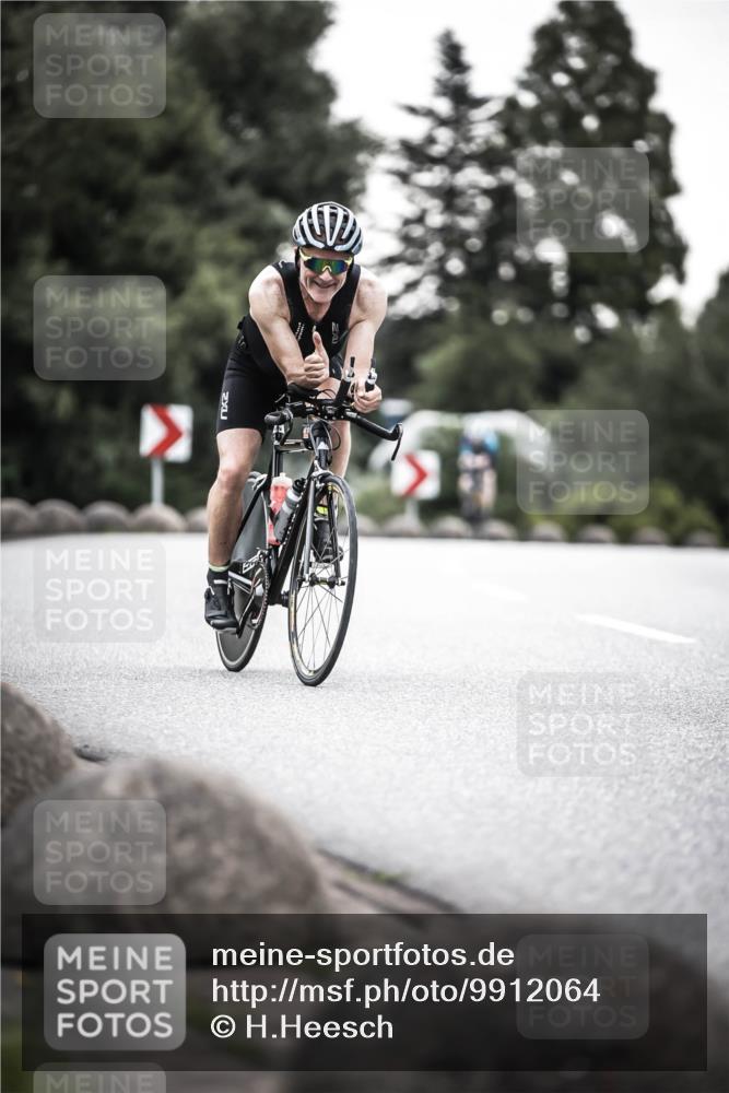 21.06.2026 - 29. Vierlanden-Triathlon H.Heesch http://msf.ph/oto/9912064 21.06.2026 09:49:27 Radfahren 116, 213, 298 meine-sportfotos.de