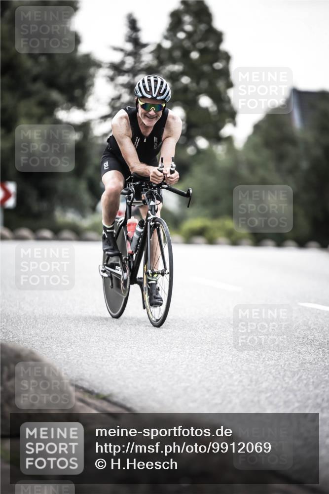 21.06.2026 - 29. Vierlanden-Triathlon H.Heesch http://msf.ph/oto/9912069 21.06.2026 09:49:27 Radfahren 116, 213, 298 meine-sportfotos.de