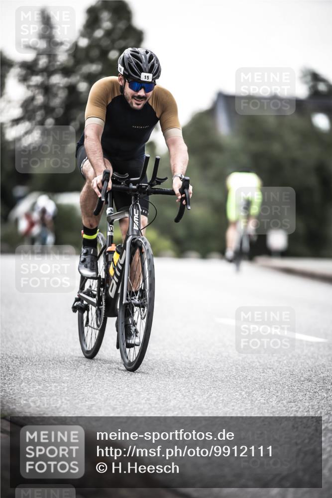 21.06.2026 - 29. Vierlanden-Triathlon H.Heesch http://msf.ph/oto/9912111 21.06.2026 09:51:10 Radfahren 15, 228, 244 meine-sportfotos.de