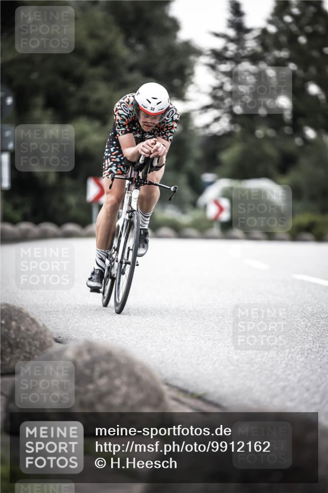 21.06.2026 - 29. Vierlanden-Triathlon H.Heesch http://msf.ph/oto/9912162 21.06.2026 09:51:23 Radfahren 32, 41, 42, 129 meine-sportfotos.de