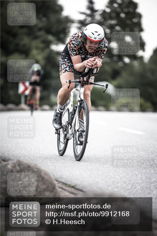 21.06.2026 - 29. Vierlanden-Triathlon H.Heesch http://msf.ph/oto/9912168 21.06.2026 09:51:24 Radfahren 32, 41, 42, 129 meine-sportfotos.de