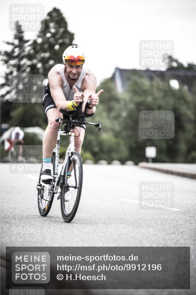 21.06.2026 - 29. Vierlanden-Triathlon H.Heesch http://msf.ph/oto/9912196 21.06.2026 09:52:02 Radfahren 61, 137, 211, 274, 300 meine-sportfotos.de