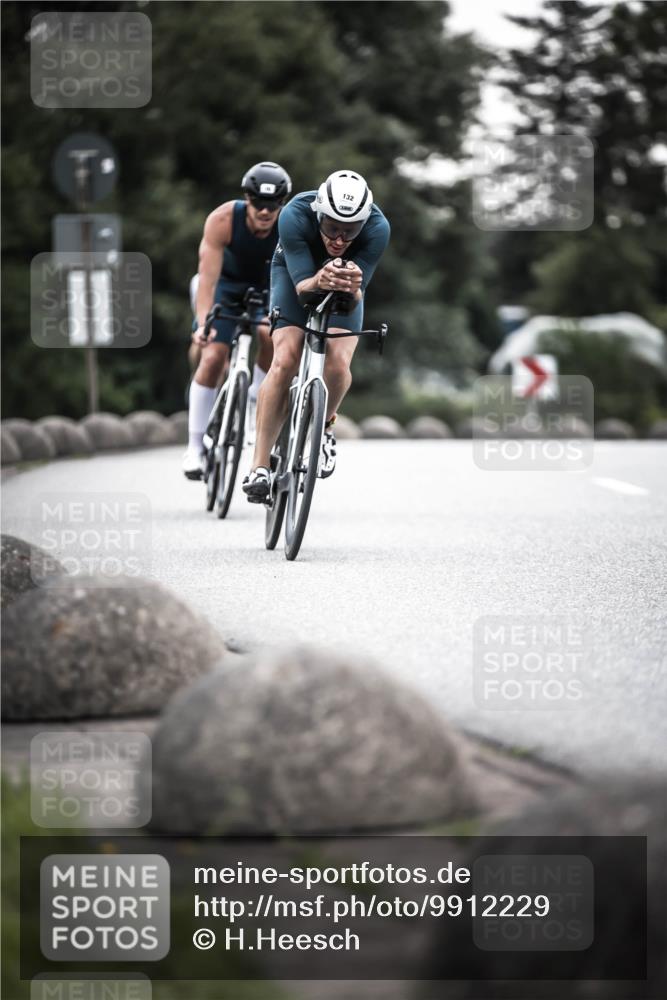 21.06.2026 - 29. Vierlanden-Triathlon H.Heesch http://msf.ph/oto/9912229 21.06.2026 09:52:13 Radfahren 76, 84, 132, 169, 193, 1355 meine-sportfotos.de
