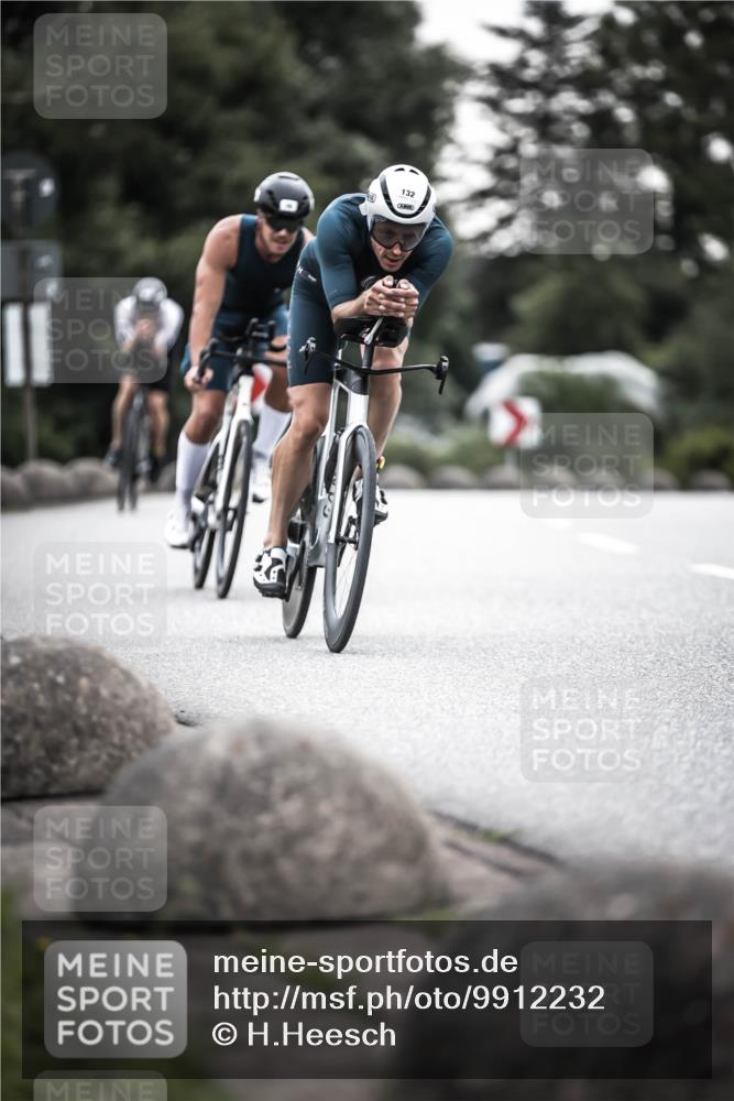 21.06.2026 - 29. Vierlanden-Triathlon H.Heesch http://msf.ph/oto/9912232 21.06.2026 09:52:14 Radfahren 76, 84, 132, 169, 193, 1355 meine-sportfotos.de