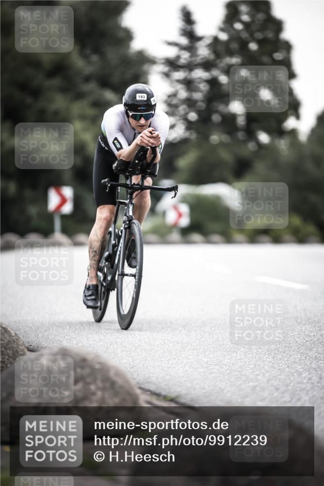 21.06.2026 - 29. Vierlanden-Triathlon H.Heesch http://msf.ph/oto/9912239 21.06.2026 09:52:16 Radfahren 76, 132, 193, 1355 meine-sportfotos.de