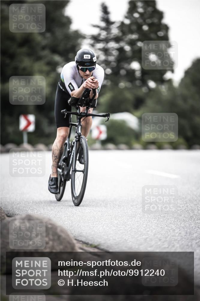 21.06.2026 - 29. Vierlanden-Triathlon H.Heesch http://msf.ph/oto/9912240 21.06.2026 09:52:16 Radfahren 76, 132, 193, 1355 meine-sportfotos.de