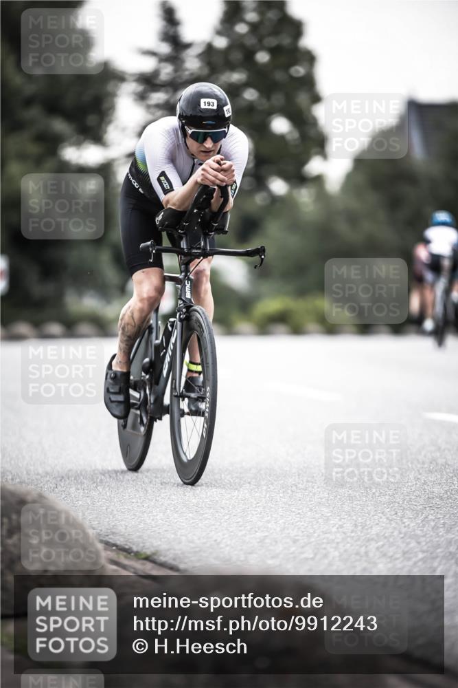 21.06.2026 - 29. Vierlanden-Triathlon H.Heesch http://msf.ph/oto/9912243 21.06.2026 09:52:16 Radfahren 76, 132, 193, 1355 meine-sportfotos.de