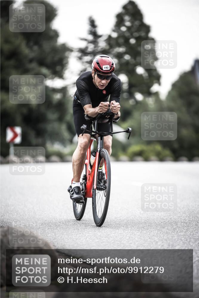21.06.2026 - 29. Vierlanden-Triathlon H.Heesch http://msf.ph/oto/9912279 21.06.2026 09:52:35 Radfahren 16, 63, 77, 192 meine-sportfotos.de