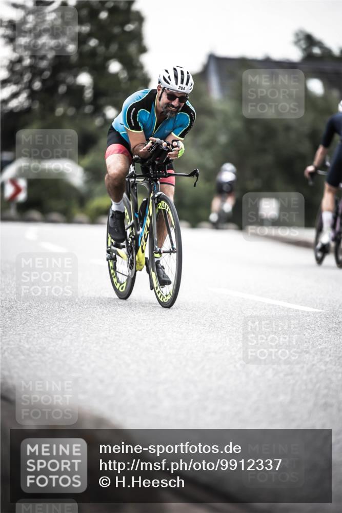21.06.2026 - 29. Vierlanden-Triathlon H.Heesch http://msf.ph/oto/9912337 21.06.2026 09:53:41 Radfahren 72, 91, 106, 210, 266, 284 meine-sportfotos.de