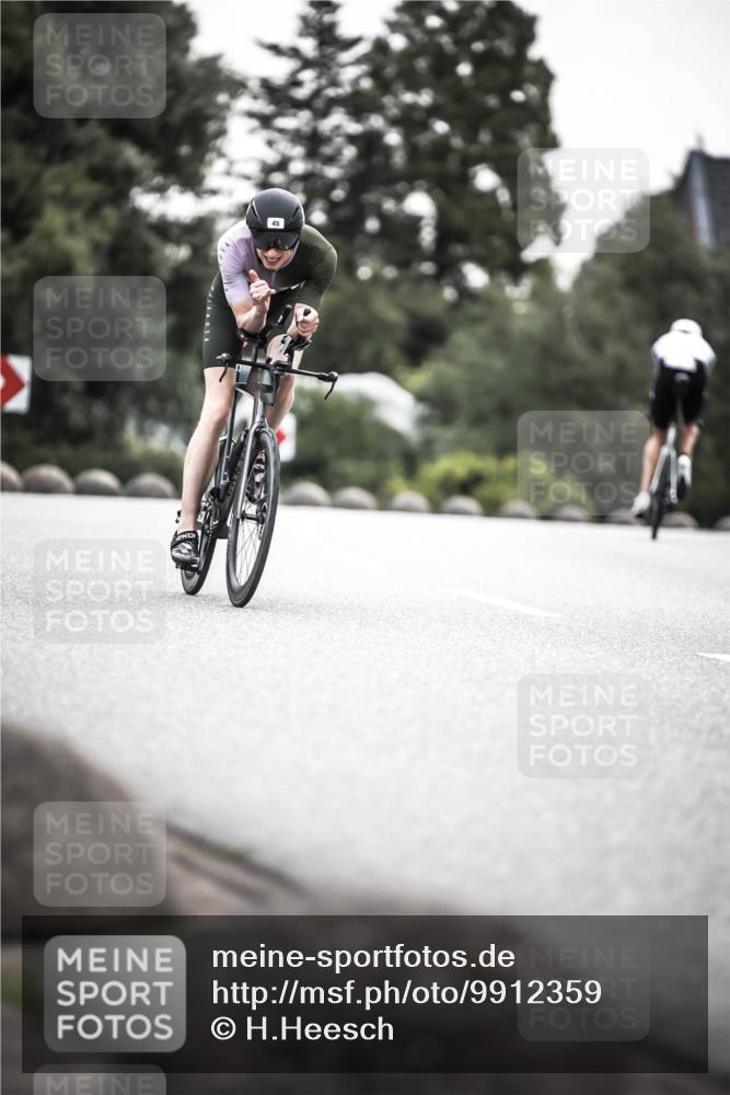 21.06.2026 - 29. Vierlanden-Triathlon H.Heesch http://msf.ph/oto/9912359 21.06.2026 09:54:02 Radfahren 45, 227, 271 meine-sportfotos.de