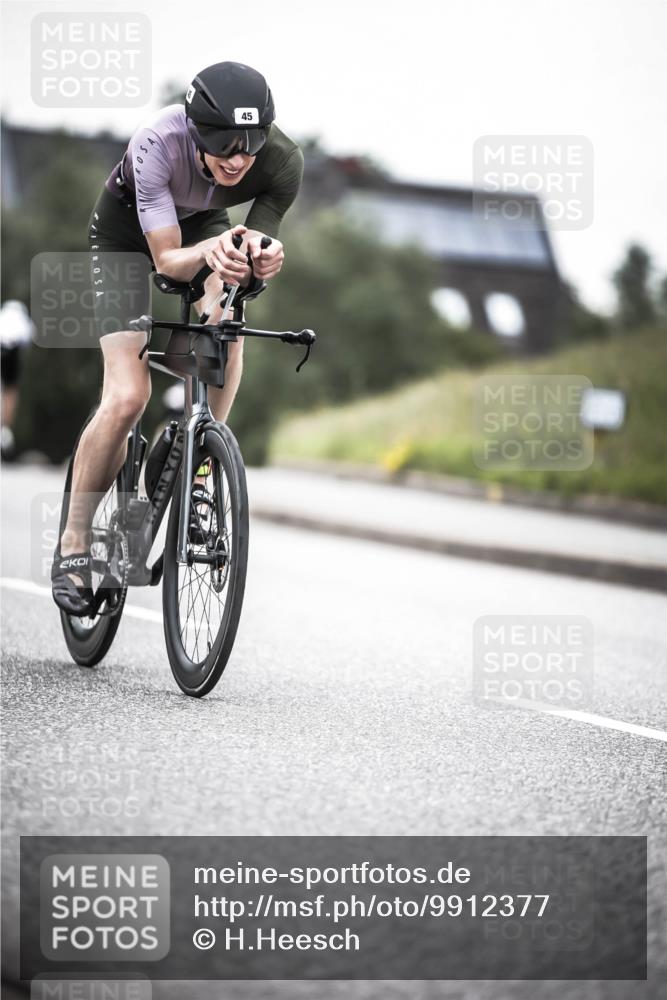 21.06.2026 - 29. Vierlanden-Triathlon H.Heesch http://msf.ph/oto/9912377 21.06.2026 09:54:03 Radfahren 45, 271 meine-sportfotos.de