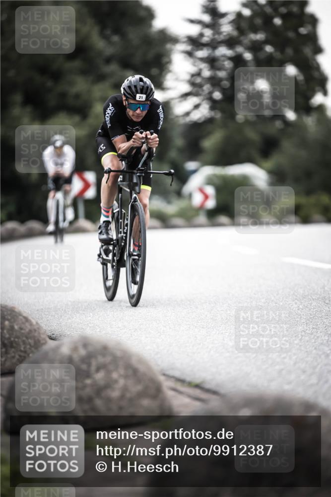 21.06.2026 - 29. Vierlanden-Triathlon H.Heesch http://msf.ph/oto/9912387 21.06.2026 09:54:16 Radfahren 21, 27, 164, 294 meine-sportfotos.de