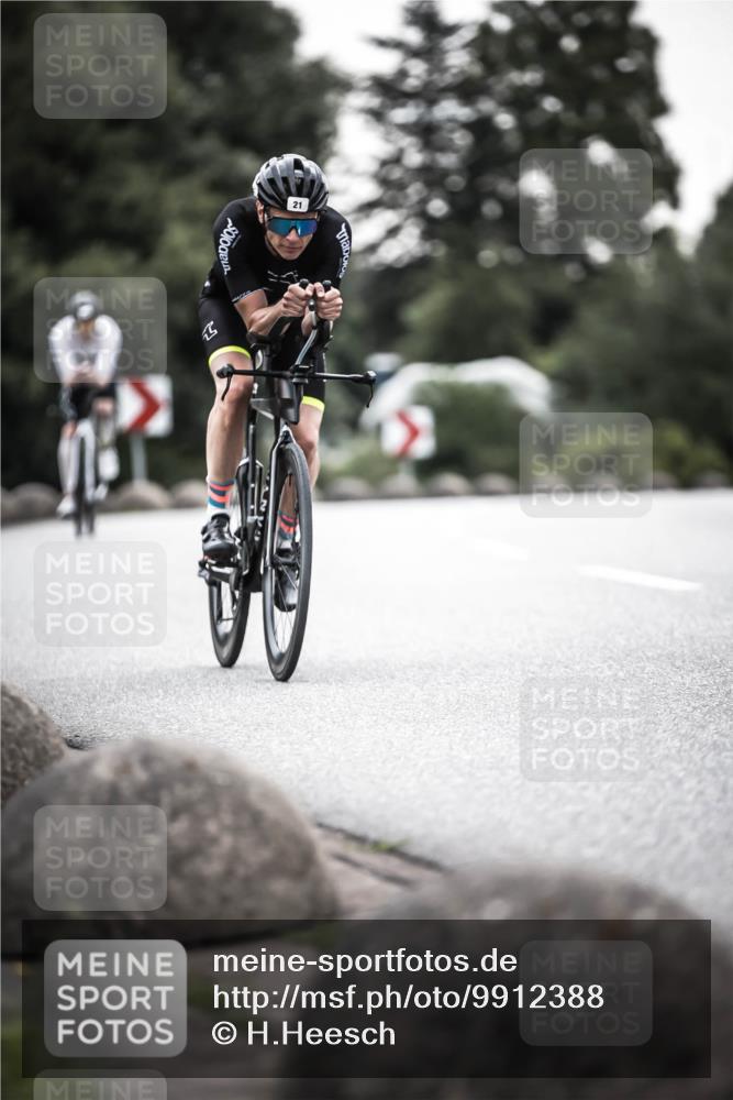 21.06.2026 - 29. Vierlanden-Triathlon H.Heesch http://msf.ph/oto/9912388 21.06.2026 09:54:16 Radfahren 21, 27, 164, 294 meine-sportfotos.de