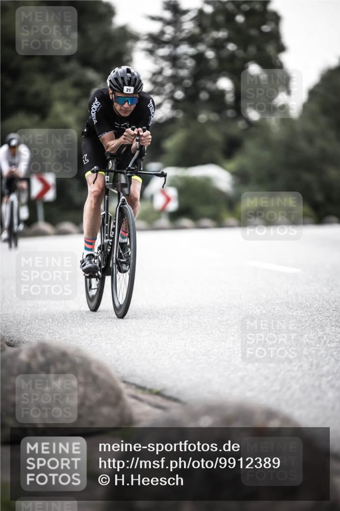 21.06.2026 - 29. Vierlanden-Triathlon H.Heesch http://msf.ph/oto/9912389 21.06.2026 09:54:16 Radfahren 21, 27, 164, 294 meine-sportfotos.de