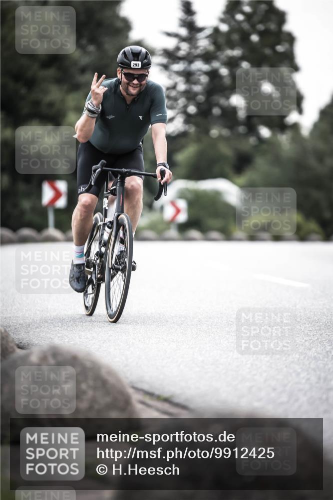 21.06.2026 - 29. Vierlanden-Triathlon H.Heesch http://msf.ph/oto/9912425 21.06.2026 09:54:57 Radfahren 128, 148, 292, 293 meine-sportfotos.de
