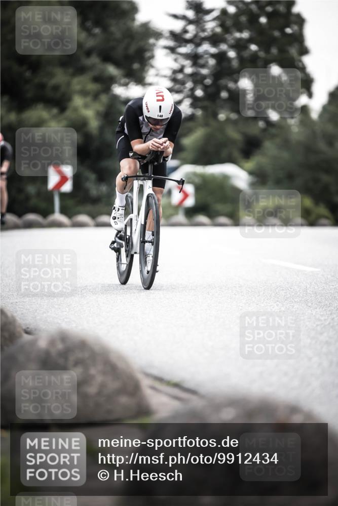 21.06.2026 - 29. Vierlanden-Triathlon H.Heesch http://msf.ph/oto/9912434 21.06.2026 09:54:59 Radfahren 128, 148, 292, 293 meine-sportfotos.de