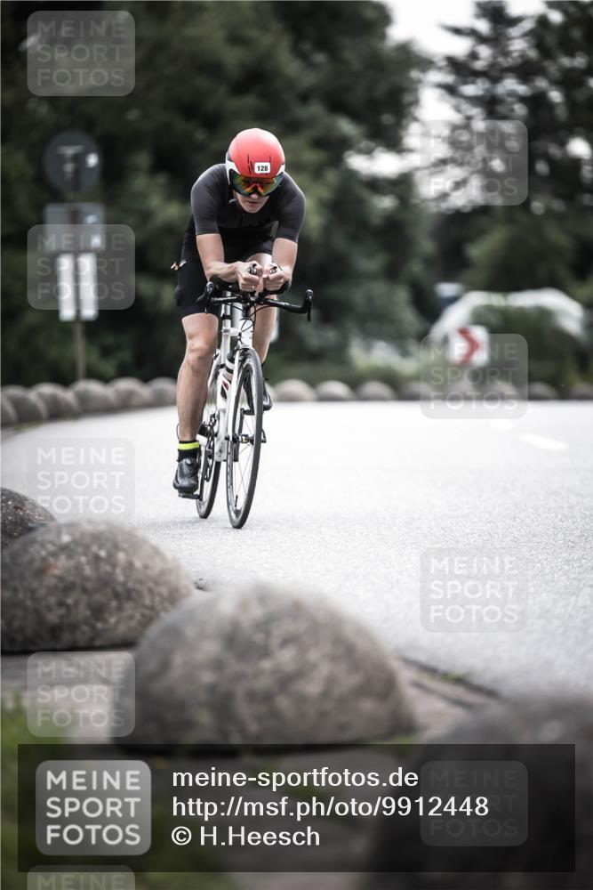 21.06.2026 - 29. Vierlanden-Triathlon H.Heesch http://msf.ph/oto/9912448 21.06.2026 09:55:02 Radfahren 128, 148, 264, 292 meine-sportfotos.de