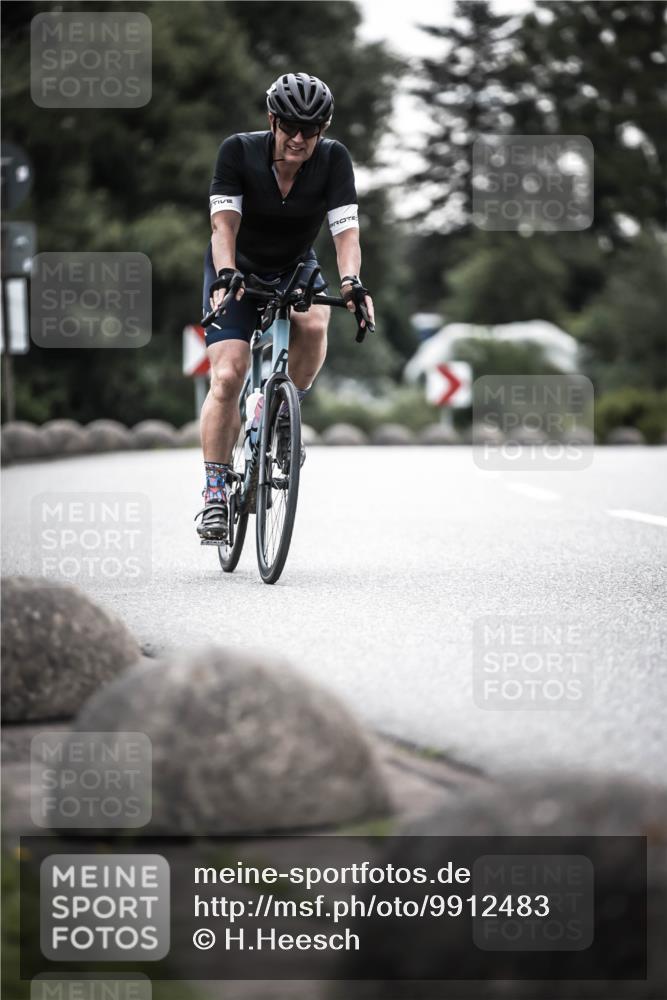 21.06.2026 - 29. Vierlanden-Triathlon H.Heesch http://msf.ph/oto/9912483 21.06.2026 09:55:35 Radfahren 142, 177, 184, 235, 252 meine-sportfotos.de