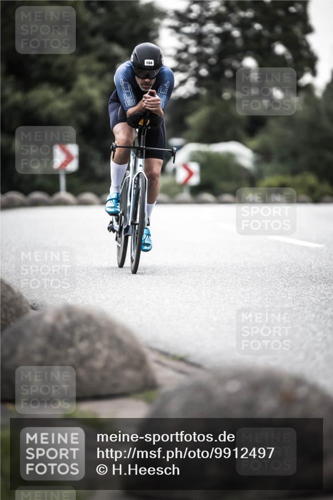 21.06.2026 - 29. Vierlanden-Triathlon H.Heesch http://msf.ph/oto/9912497 21.06.2026 09:55:37 Radfahren 142, 177, 184, 235, 252 meine-sportfotos.de